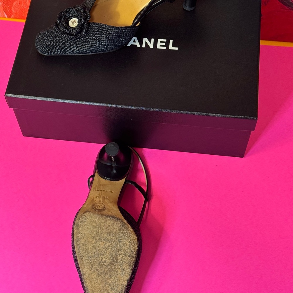 CHANEL midnight blue Slingback Heels - Picture 11 of 16
